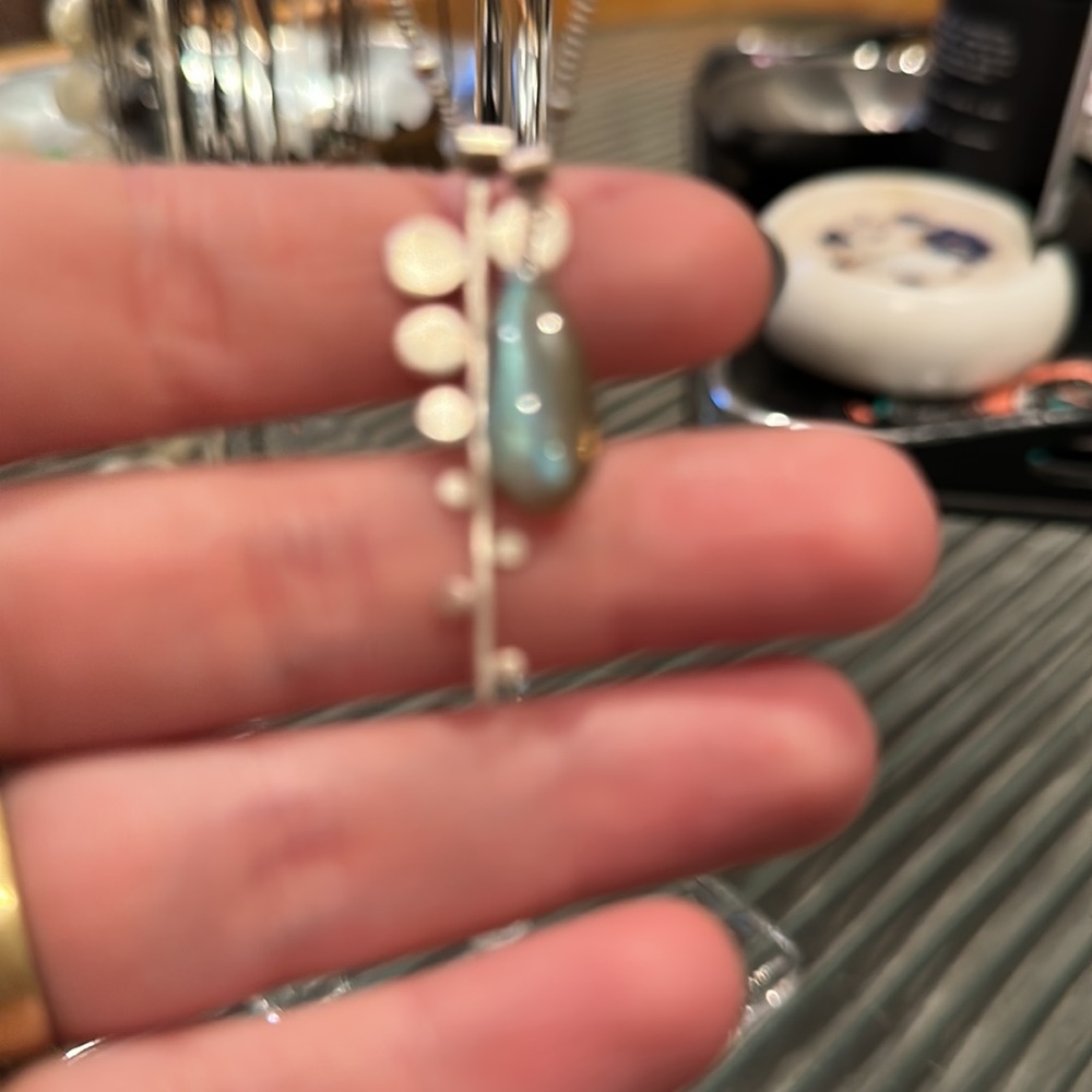 beautiful artisan silver necklace 🌱